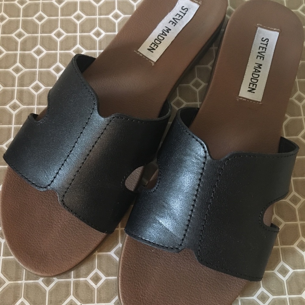 Steve Madden Hoku Slide Sandals - Black Leather